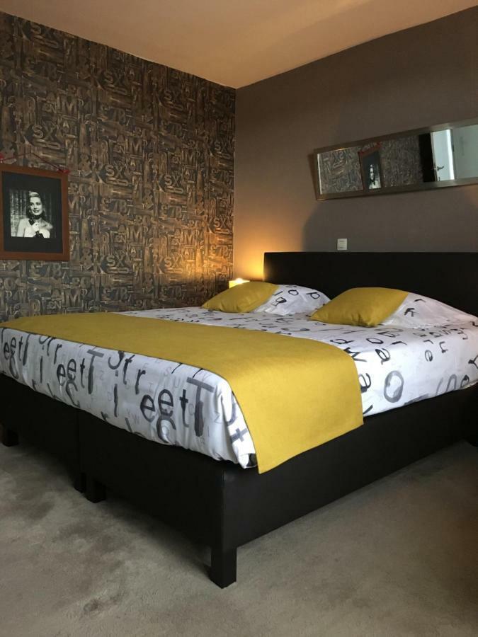 B&B Le Grand Cabaret Nieuwpoort Exteriör bild